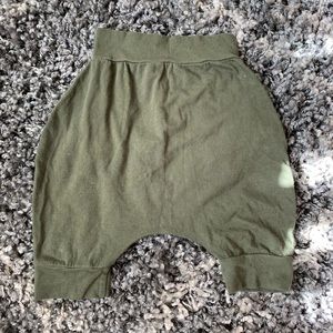 ME&REEKIE GREEN HAREM SHORTS